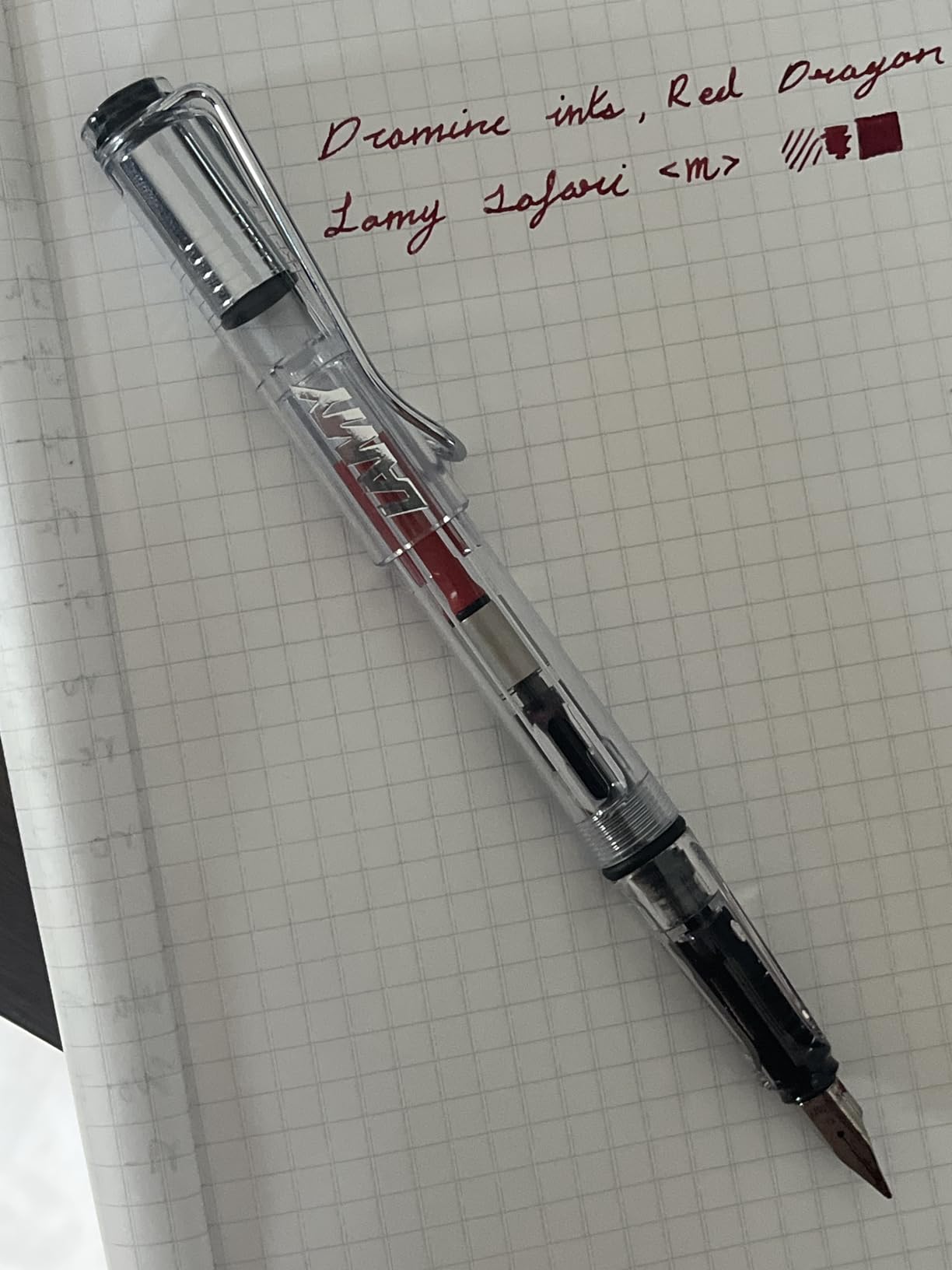 LAMY Safari Umbra Fountain Pen with Ergonomic Grip & Polished Steel Nib in Size F, Includes LAMY T 10 Blue Cartridge customer photo 2
