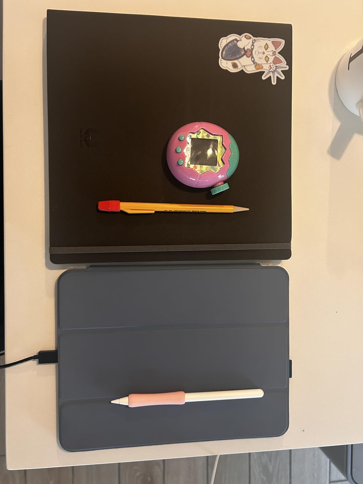 Leda Art Supply Large Sketchbook 160 Pages Softbound Cover Sketchbook for Artists - Leather Drawing Notebook for All, Ideal for Ink, Water Color, Pen, Pencils | 7 x 10 inch Art Journal customer photo 1