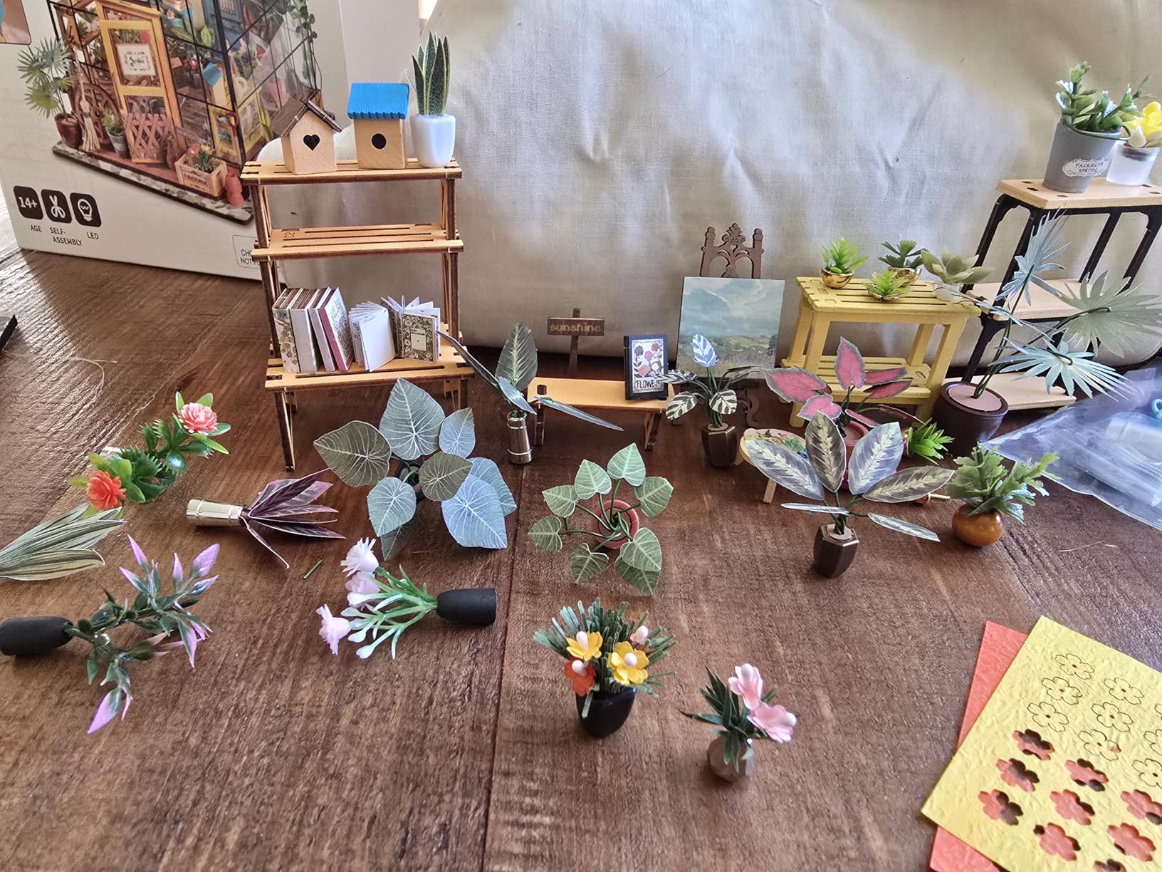 Rolife DIY Miniature Greenhouse Kit, Tiny/Mini House Making Kit with Furniture for Adults, Furniture, Halloween/Christmas Decorations, Gifts for Family and Friends (Cathy's Greenhouse) customer photo 1
