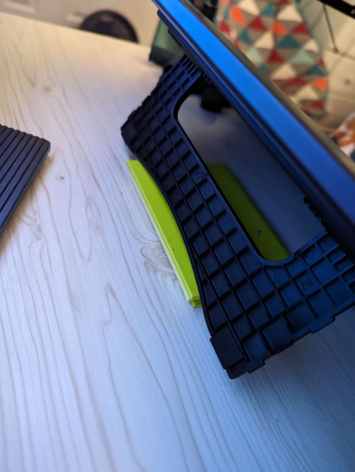 XPPen Drawing Tablet with Screen Full-Laminated Graphics Drawing Monitor Artist13.3 Pro Graphics Tablet with Adjustable Stand and 8 Shortcut Keys (8192 Levels Pen Pressure, 123% sRGB) customer photo 1