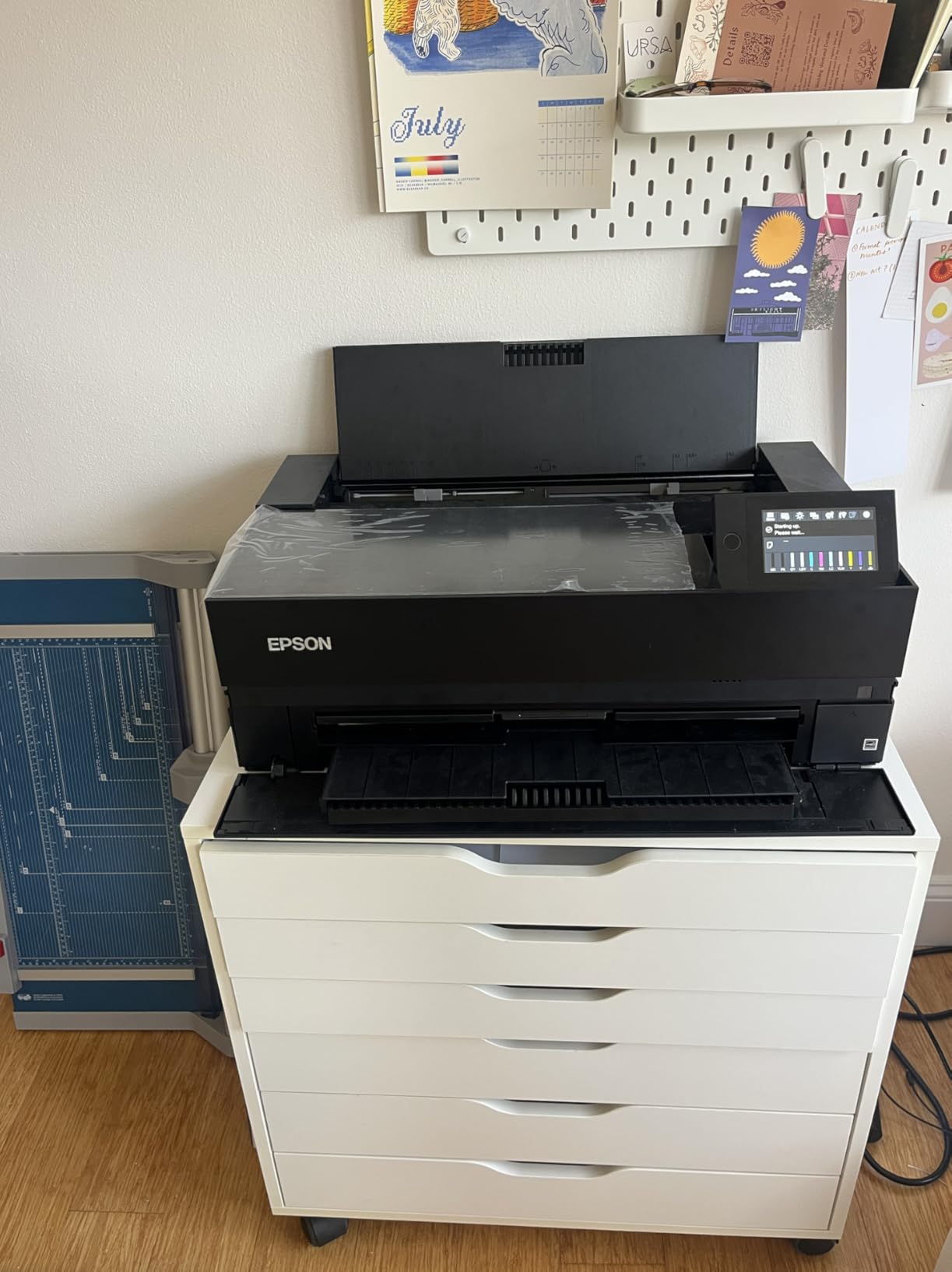 SureColor P900 17-Inch Printer customer photo 1