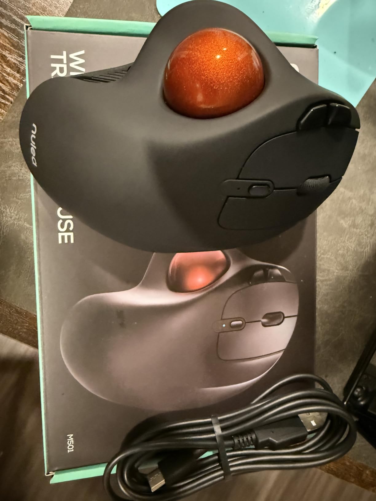 Nulea M501 Wireless Trackball Mouse, Rechargeable Ergonomic, Easy Thumb Control, Precise & Smooth Tracking, 3 Device Connection (Bluetooth or USB Receiver), Compatible for PC, Laptop, Mac, Windows customer photo 2