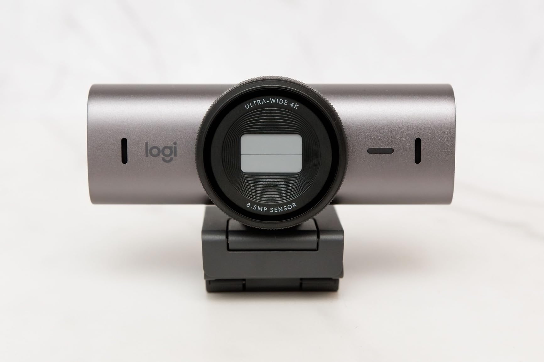 Logitech MX Brio Ultra HD 4K Webcam Collaboration and Streaming - Graphite | Ideal for collaboration and streaming, Show Mode, works with Microsoft Teams, Zoom, Google Meet, Nintendo Switch 2 customer photo 2