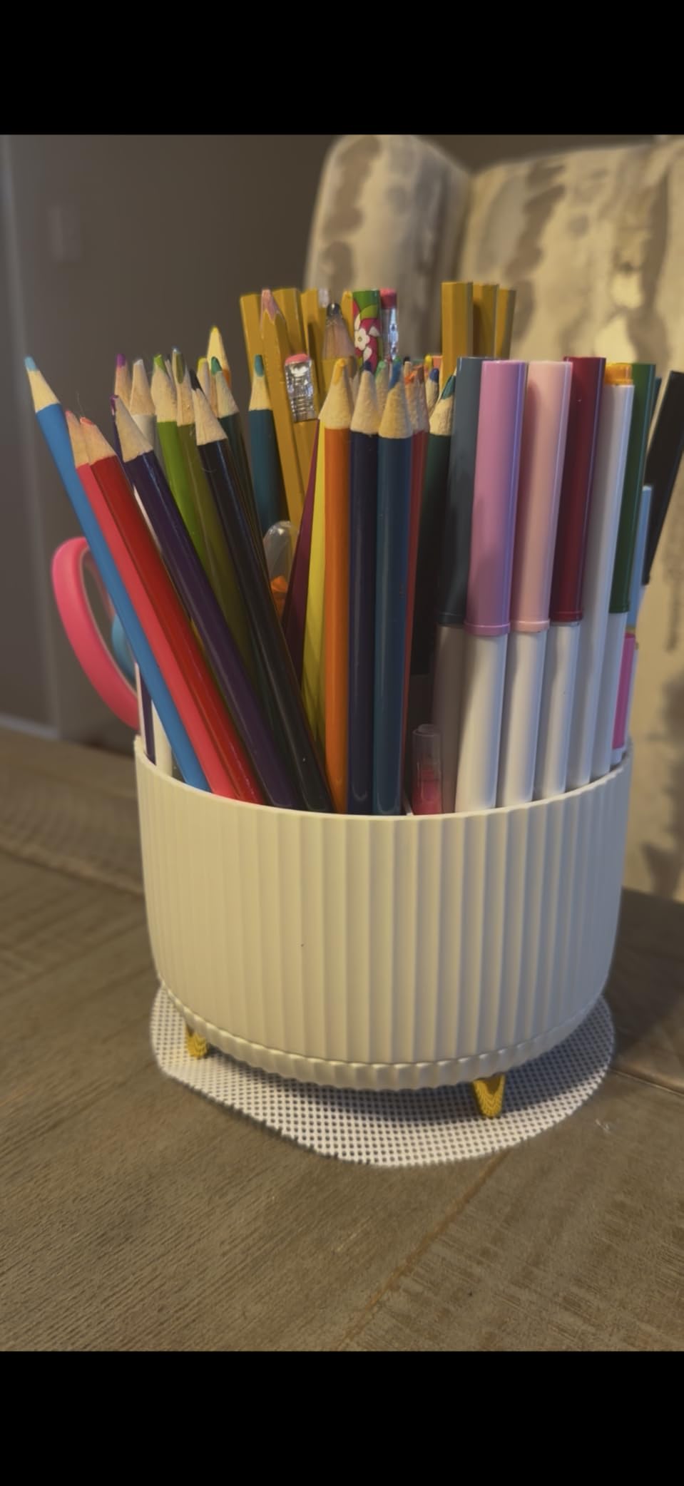 SKYDUE 360 Rotating Plastic Desk Pen Organizer with 5 Slots, Dual-Purpose Art Supply Pencil Cup for Office, School, Home customer photo 2