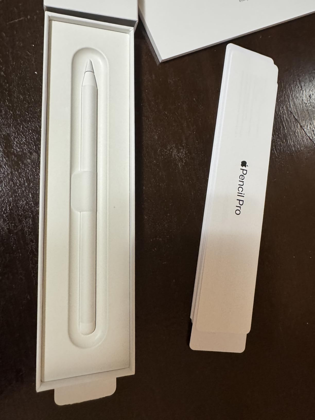 Apple Pencil Pro: Pixel-Perfect Precision, Tilt and Pressure Sensitivity, Perfect for Note-Taking, Drawing, and Art. Charges and Pairs Magnetically customer photo 2