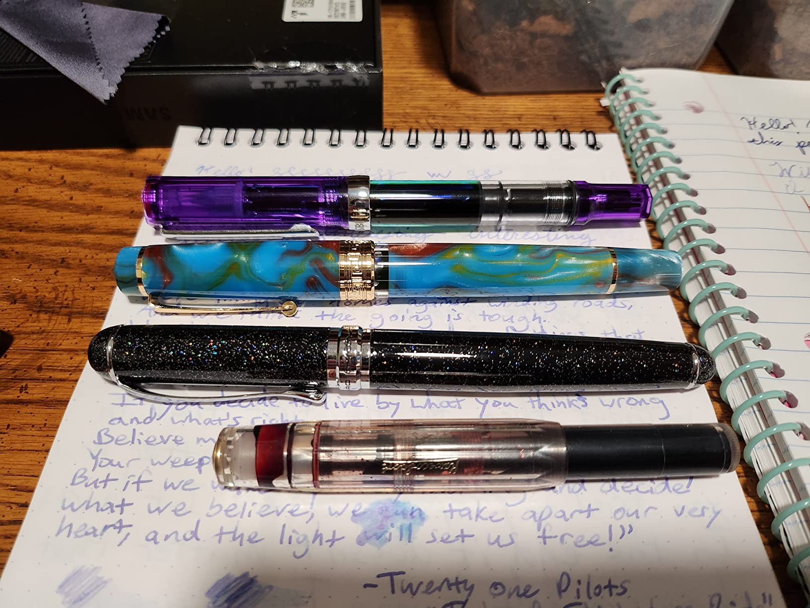 Asvine P20 Piston Fountain Pen, Stub Nib 1.1mm Calligraphy Art Drawing Amber Acrylic with Case Set customer photo 2