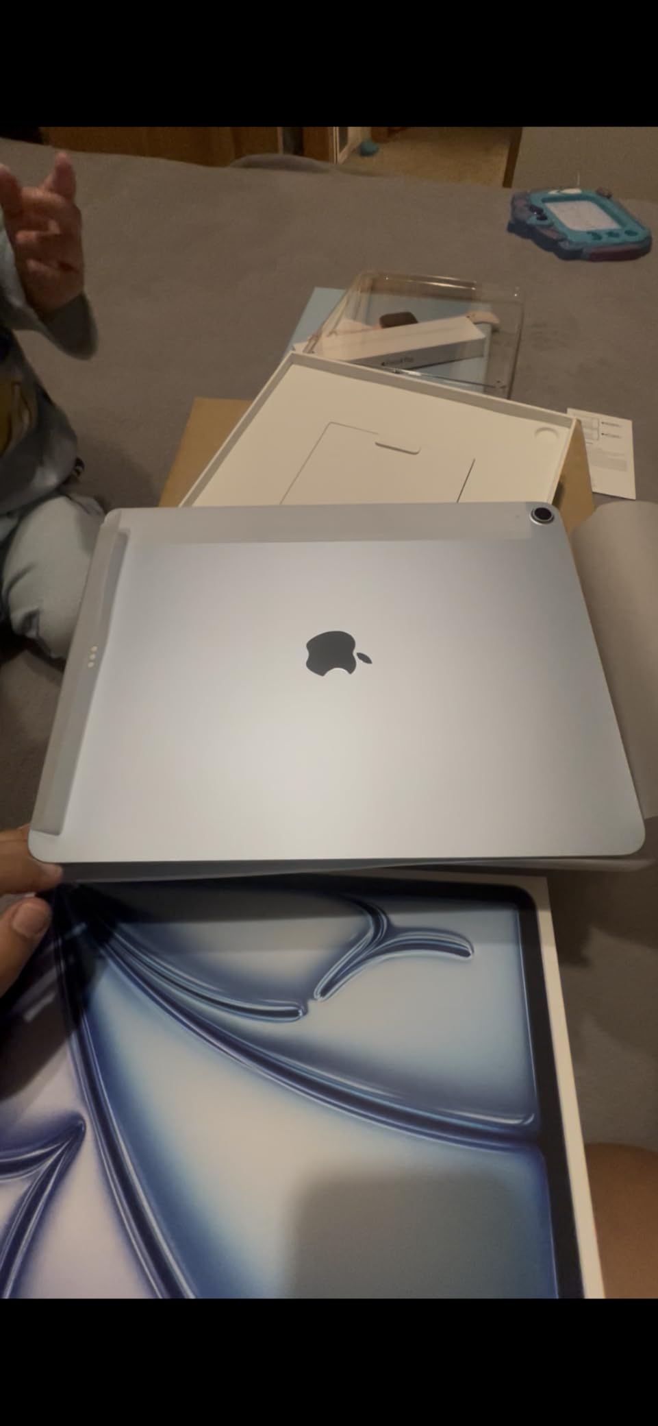 Apple iPad Air 13-inch (M4): Liquid Retina Display, 256GB, 12MP Front/Back Camera, Wi-Fi 7 with Apple N1, Touch ID, All-Day Battery Life - Space Gray customer photo 2