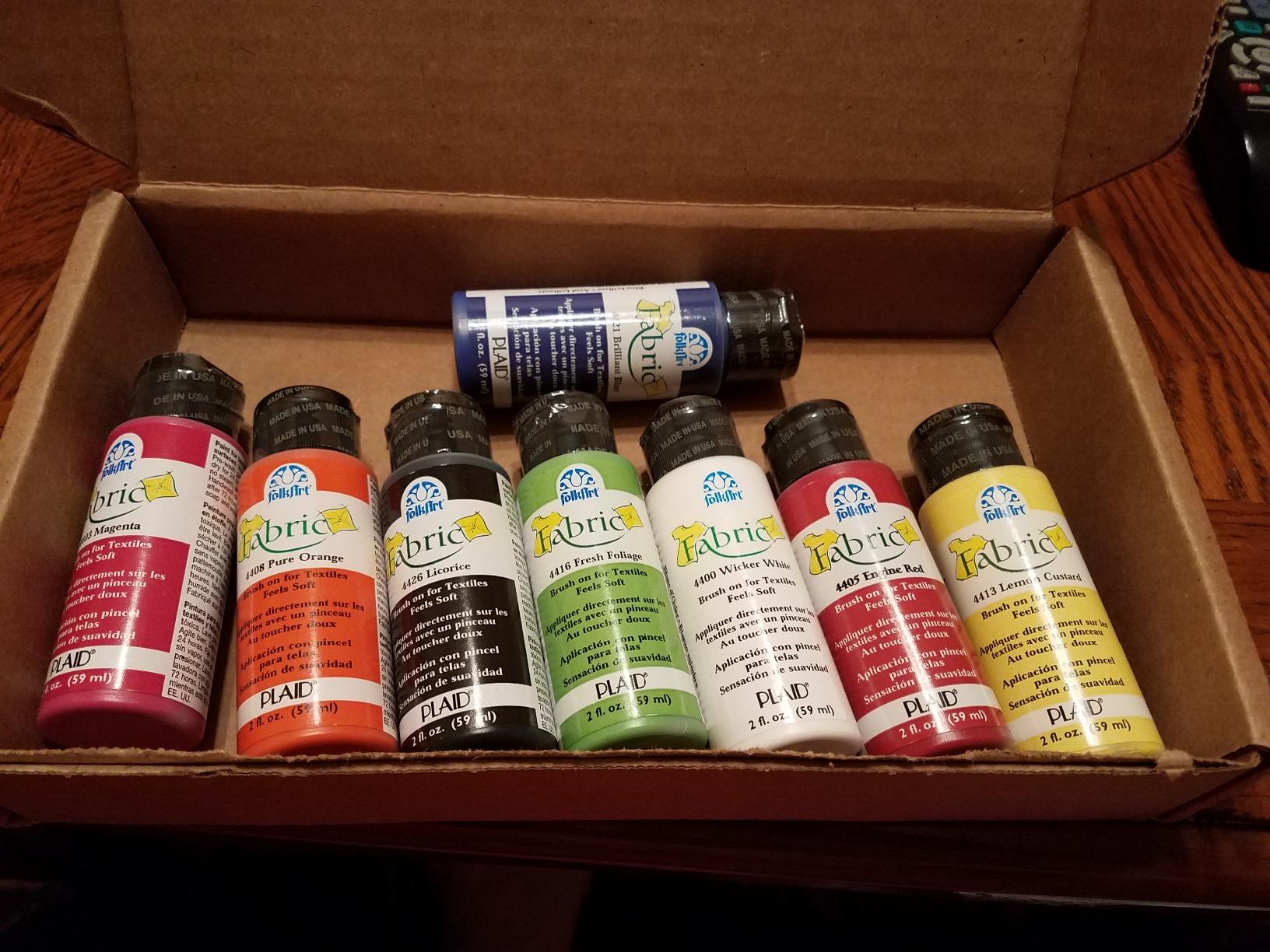 FolkArt Brush on Fabric Acrylic Paint Beginner Set (2-Ounce) customer photo 2