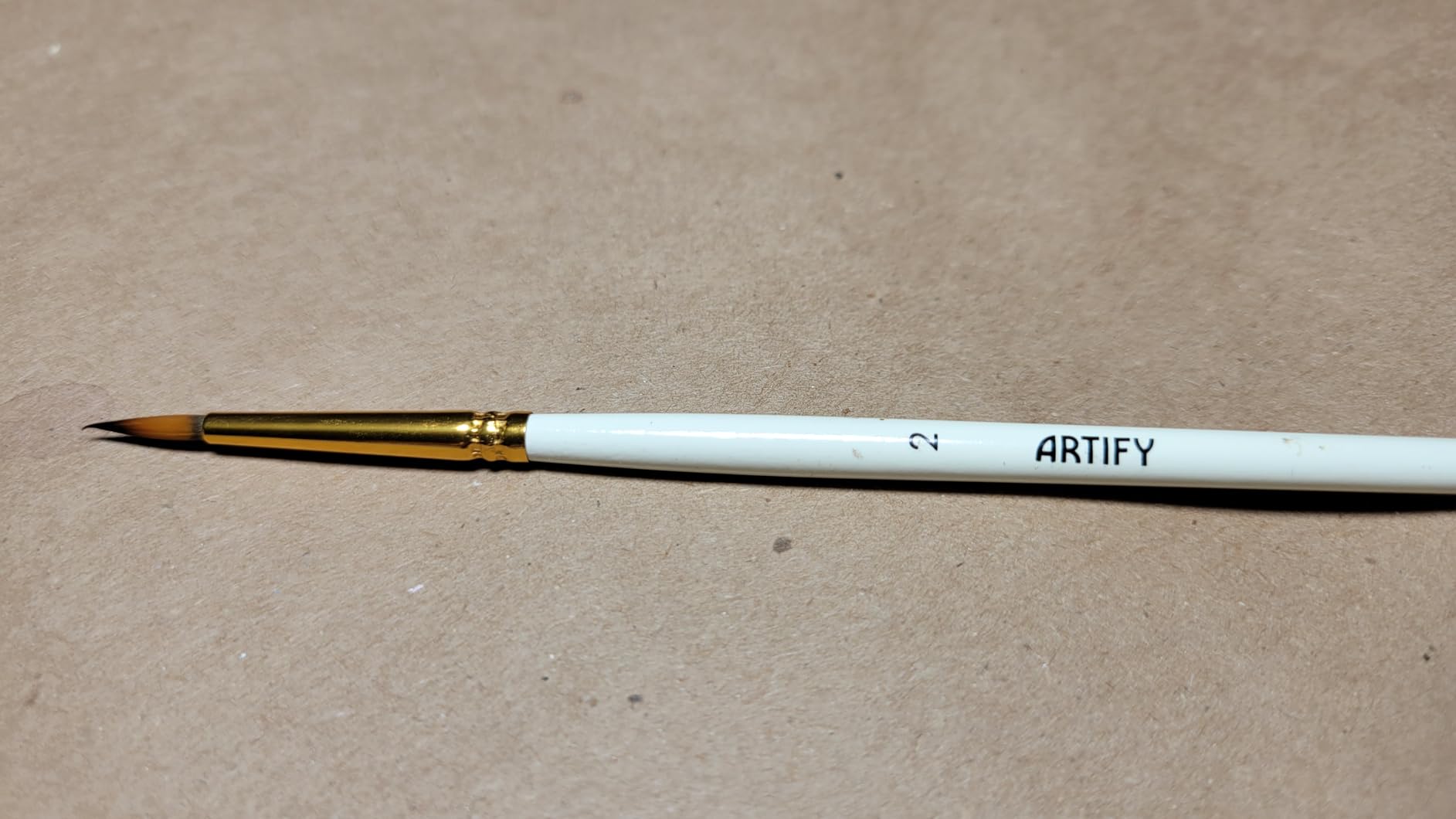 ARTIFY 18 Piece Paint Brush Set, 15 Acrylic Paint Brushes, Palette Knife, and 2 Sponges, Professional Artist Paint Brushes for Acrylics, Watercolors, Gouache, Canvas, and Face Painting, Ivory White customer photo 2