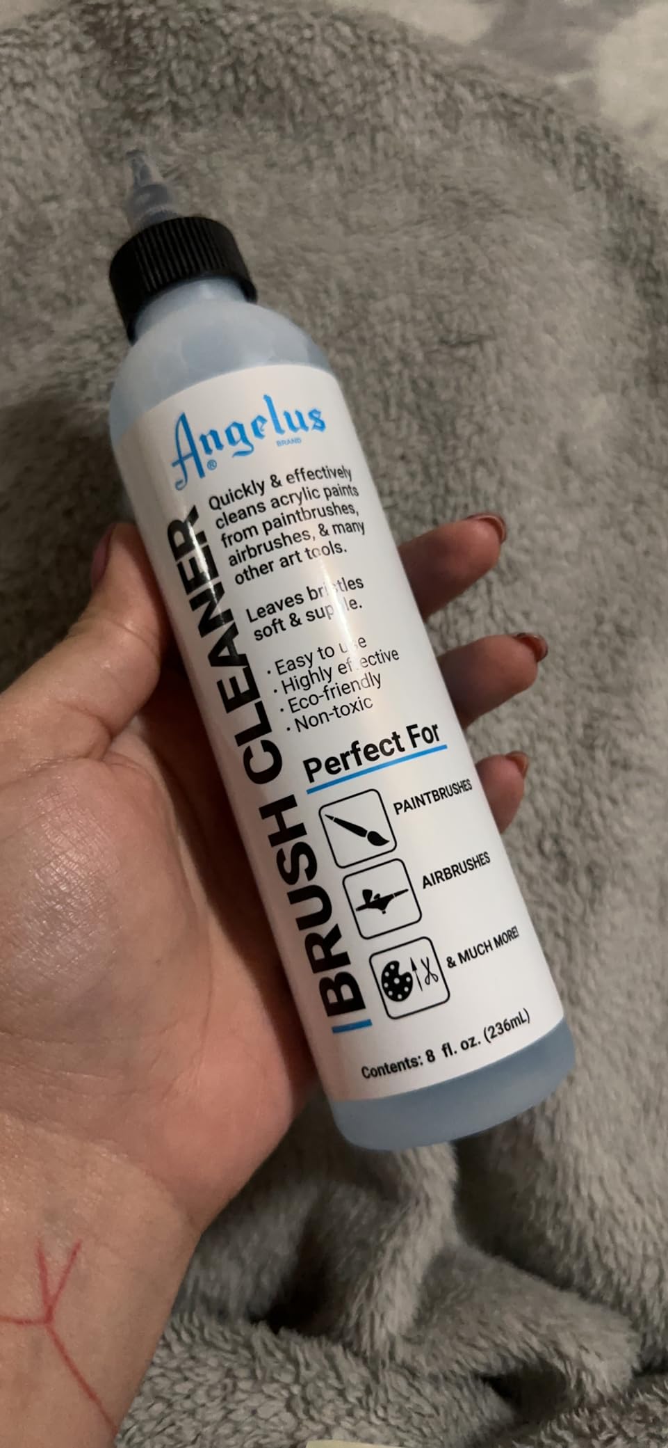 Angelus Brush Cleaner - Fast-Acting Cleaner for Brushes, Airbrushes & Art Tools - Effectively Removes Dried Acrylic, Oil, and Water-Based Paints, 8 ounces customer photo 2