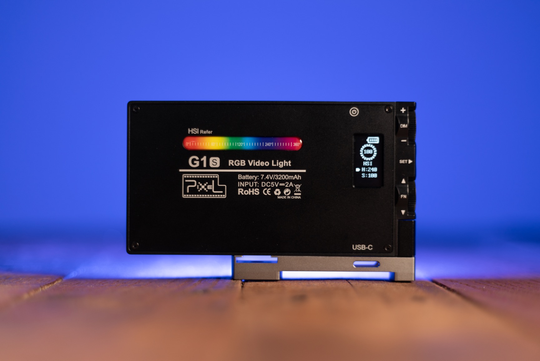 Pixel G1s RGB Video Light with APP Control, 12W 210 Minutes Rechargeable Battery LED Camera Light, 10 Common Lighting Effects, CRI 97+ 2500-8500K LED Video Light with Aluminum Alloy Body customer photo 1