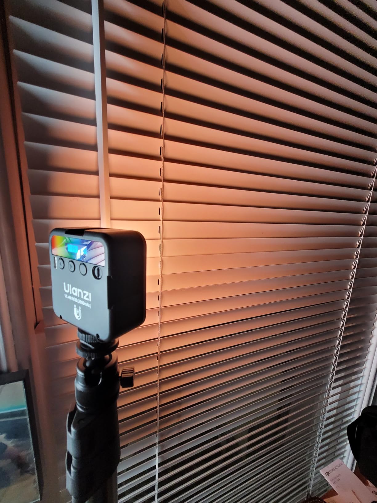 ULANZI VL49 RGB Video Lights, LED Camera Light 360° Full Color Portable Photography Lighting w 3 Cold Shoe, 2000mAh Rechargeable CRI 95+ 2500-9000K Dimmable Panel Lamp Support Magnetic Attraction customer photo 2