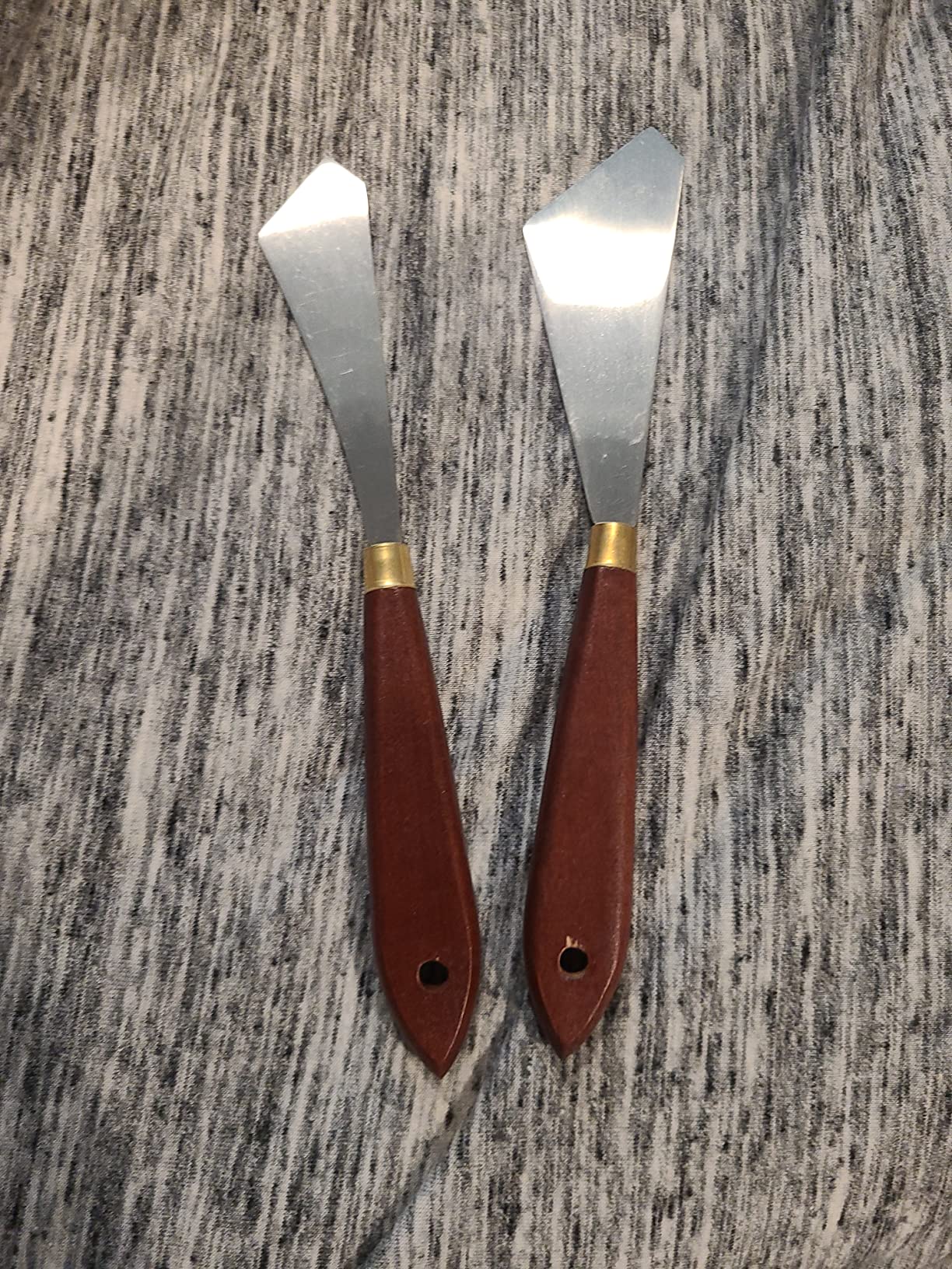 Palette Knife Set Spatula Pallet Knives Stainless Steel Painting Knife Mixing Scraper Oil Painting Accessories Paint Metal Knives Wood Handle for Art Acrylic Draw Color Mixing Supplies(2 Pieces) customer photo 2