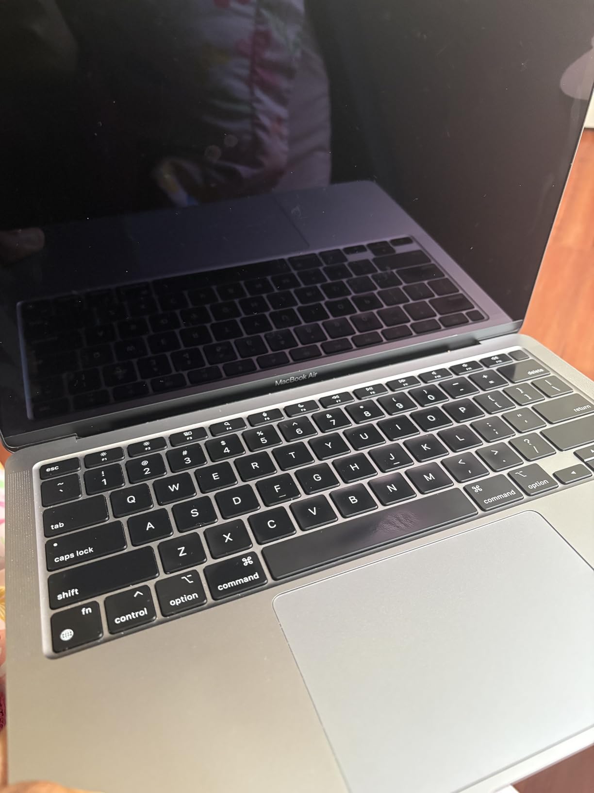 Apple MacBook Air Late 2020 with Apple M1 Chip (13.3 inch, 8GB RAM, 256GB SSD) Space Gray (Renewed) customer photo 1
