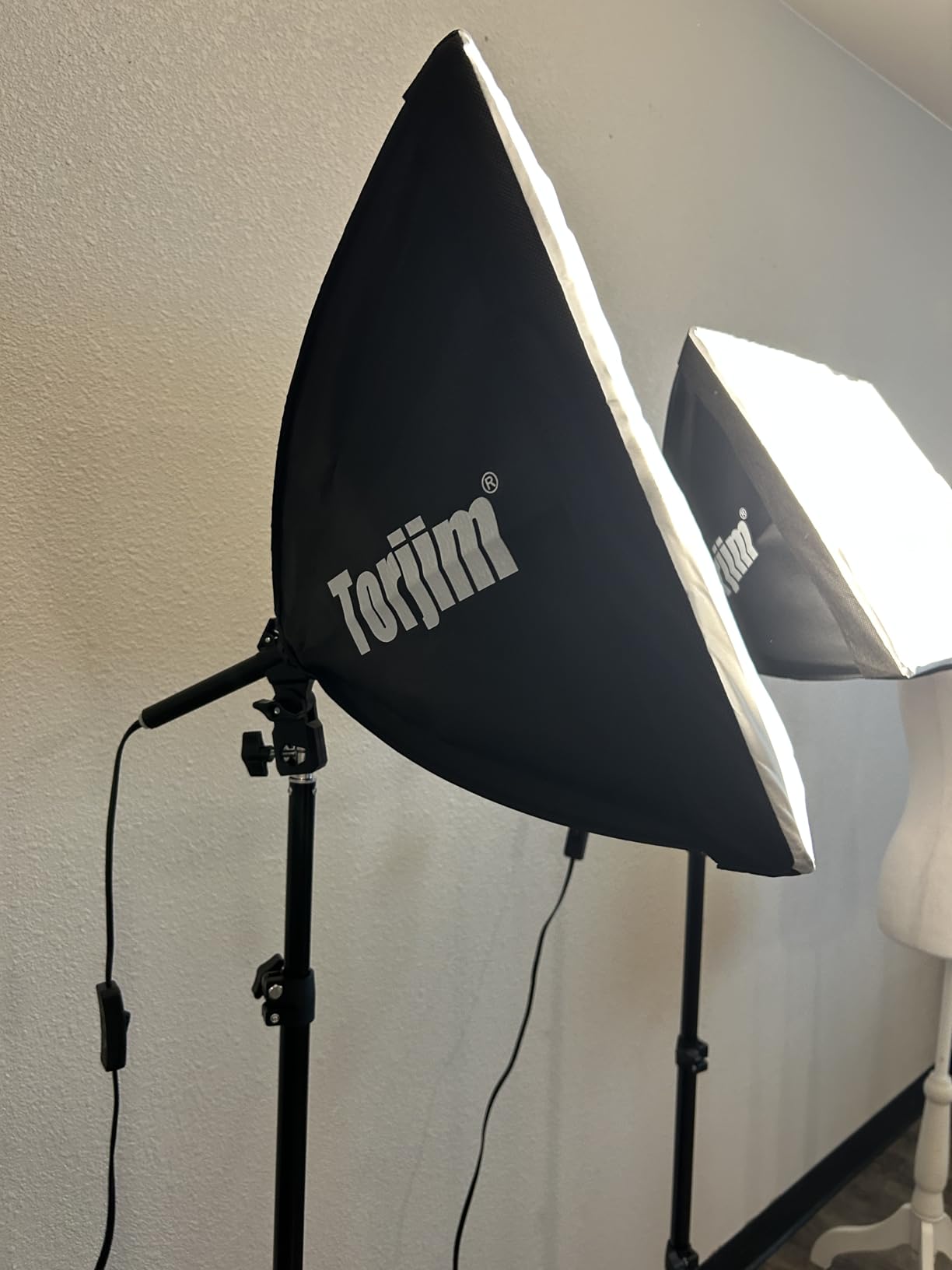 Torjim Softbox Photography Lighting Kit, 16