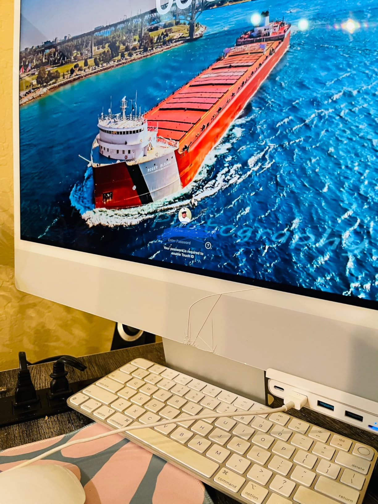 Apple 2023 iMac All-in-One Desktop Computer with M3 chip: 8-core CPU, 10-core GPU, 24-inch Retina Display, 8GB Unified Memory, 256GB SSD Storage, Matching Accessories. Works with iPhone/iPad; Blue customer photo 2