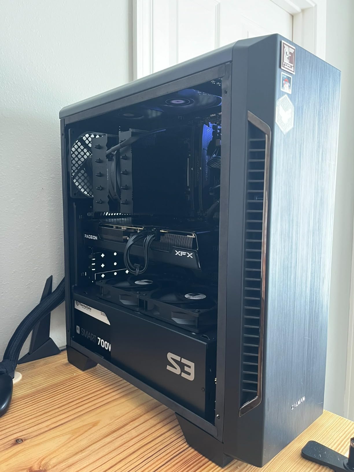 XFX Speedster QICK309 Radeon RX 7600 XT Black Gaming Graphics Card, 16GB GDDR6, HDMI, 3xDP, AMD RDNA 3 customer photo 2