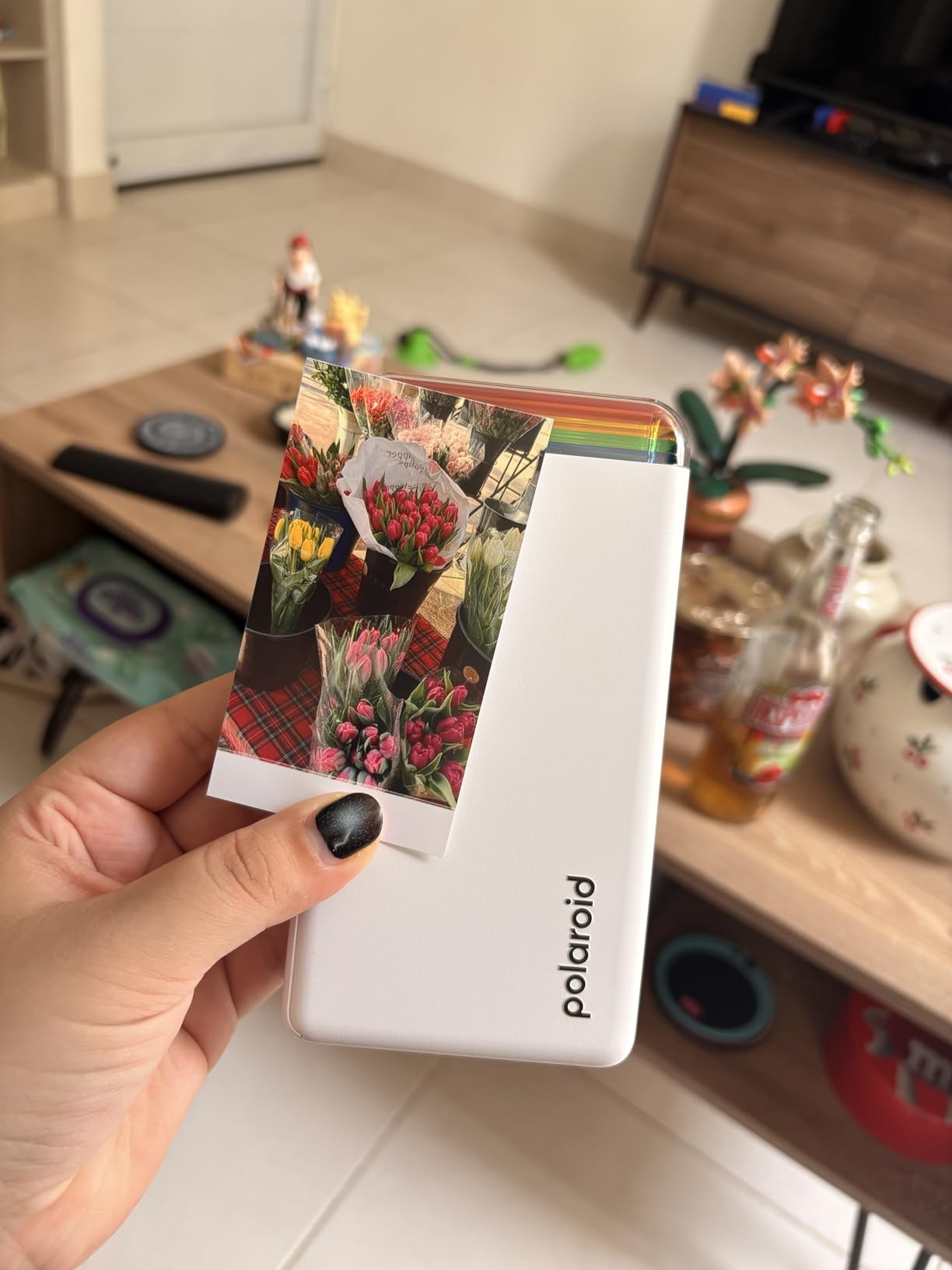 Polaroid Hi-Print + Paper Bundle - 2nd Generation Bluetooth Connected 2x3 Pocket Photo Dye-Sub Printer - White Printer + 40 Photos customer photo 1