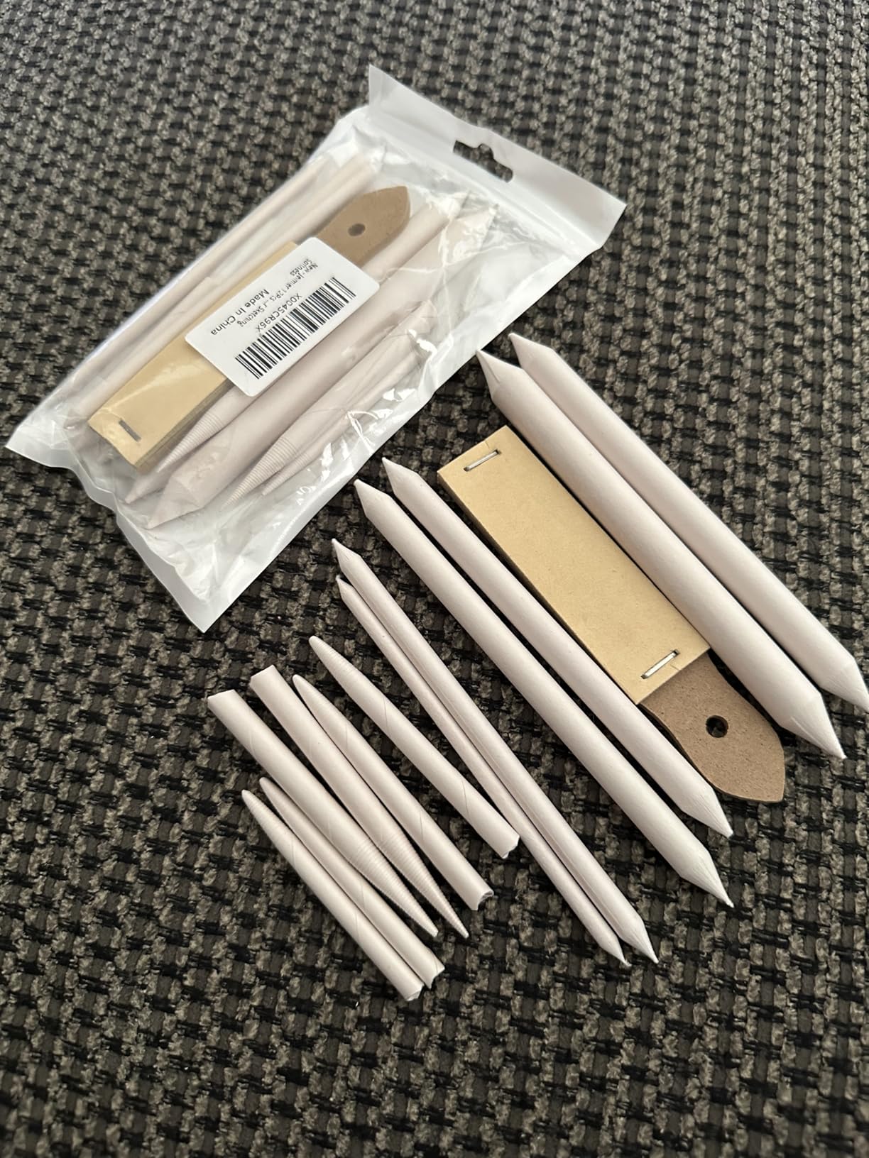 Jeimier 12 Pcs Blending Stumps for Drawing, Tortillions Blending Sticks for Beginner Drawing, Art Blenders, Blending Tools Paper Stumps for Shading Completed, Blending Pencil for Sketching, Softness customer photo 1