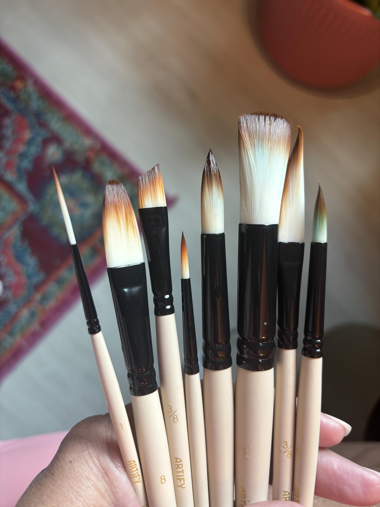 ARTIFY Watercolor Brush Set, 8 Pcs Professional Paint Brushes with Case for Beginners and Artists, Various Shapes, Optimized Hairs for Watercolor, Gouache, Ink, Tempera, and Fabric Painting customer photo 1
