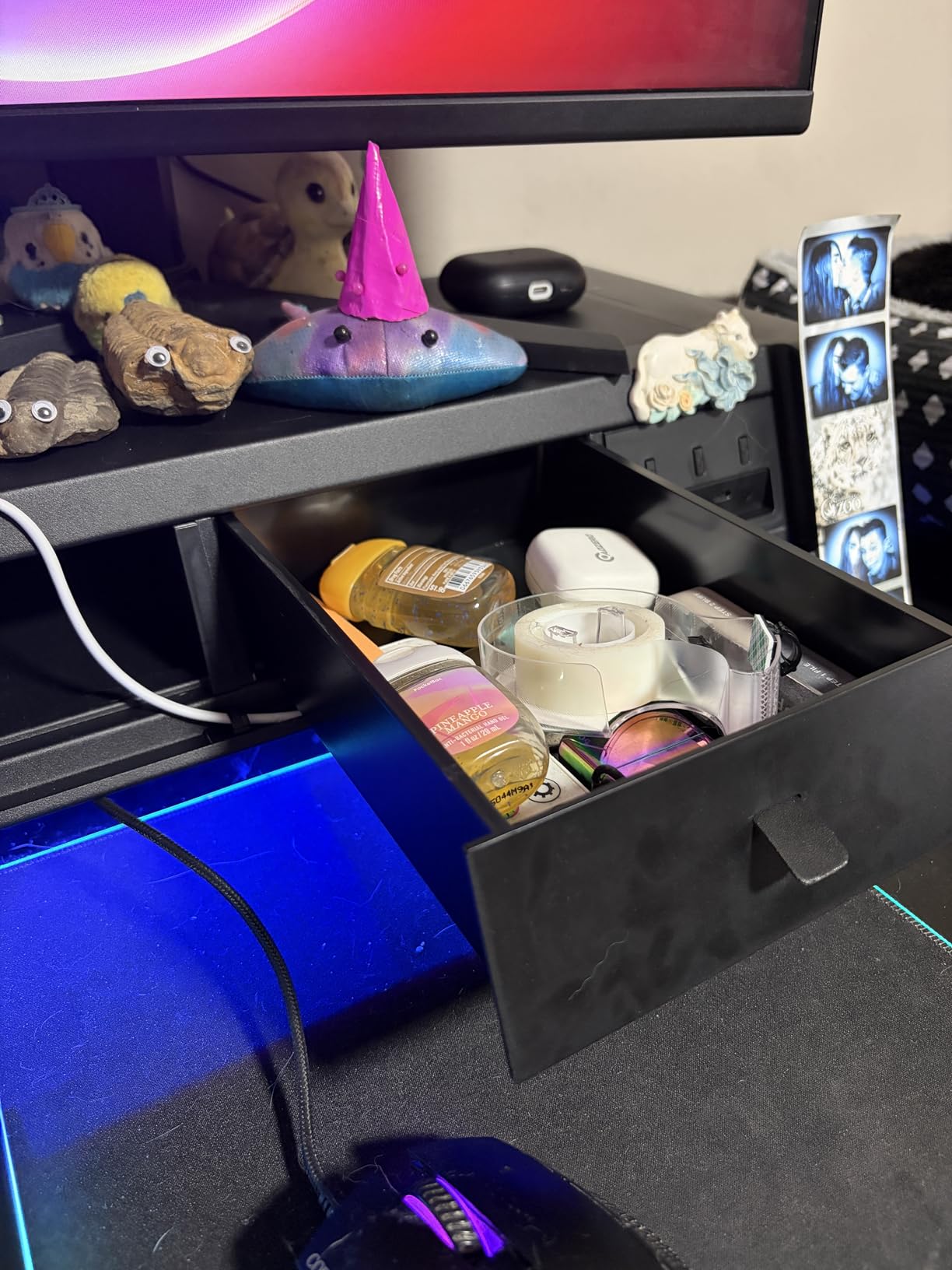 Vaydeer All-in-One Dual Monitor Stand Riser with 2 Drawers, 8 USB Ports and Wireless Charging Pad with LED Light Strip for 2 Monitors, Desk Organizer for PC, iMac (Metal, 39.3 inches) customer photo 1