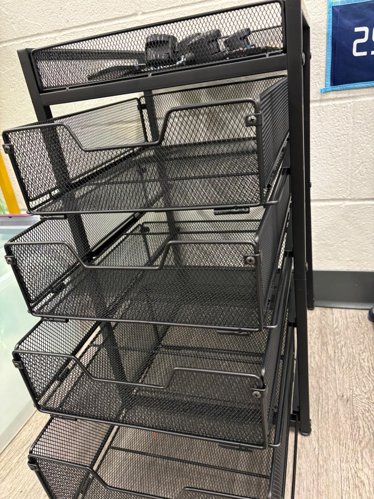Rolling Utility Cart with 4 Drawers, Craft Organizer and Storage Carts with DIY Divider, Lockable Wheels Storage Organizer for Art Supplies, Store for Brushes & Paints & Small Parts(Patent Pending) customer photo 2