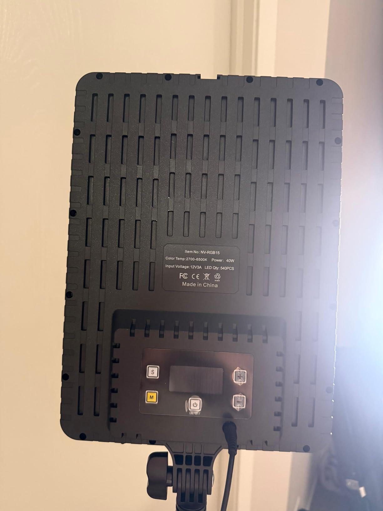 NiceVeedi 40W RGB Photography Lighting with 20 Effects, 360 Degree Full Color/2700-6500K Studio Lights with Remote and Display, Lighting for Video Recording/Photography/Streaming/YouTube/TikTok/Content Creation customer photo 2