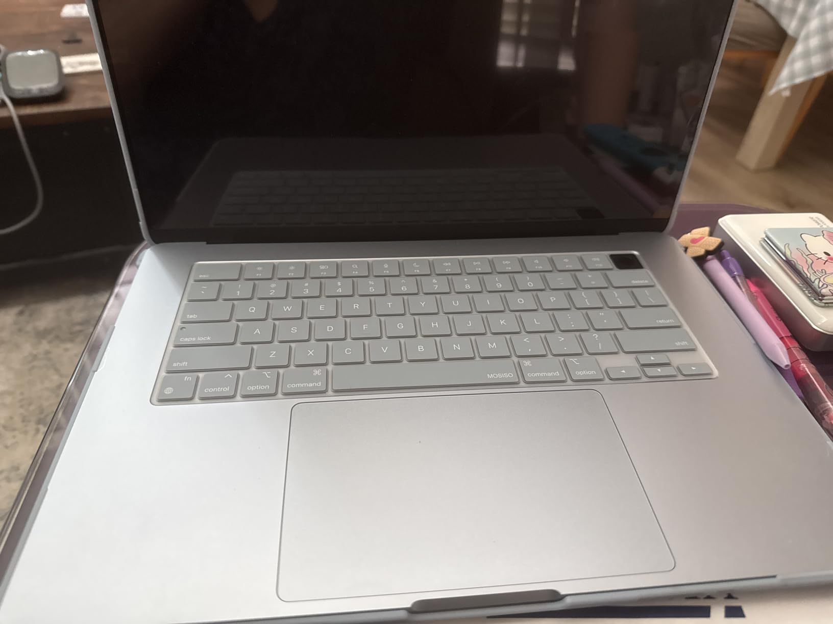 Apple 2026 MacBook Air 15-inch Laptop with M5 chip: Built for AI, 15.3-inch Liquid Retina Display, 16GB Unified Memory, 512GB SSD, 12MP Center Stage Camera, Touch ID, Wi-Fi 7; Midnight customer photo 2