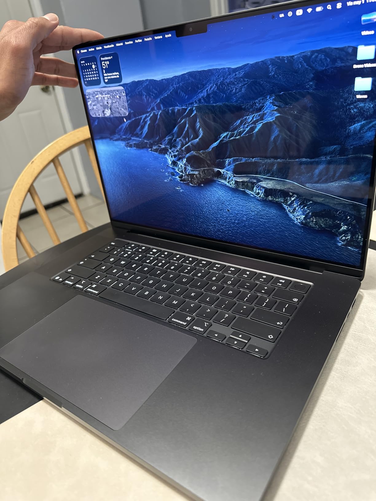2026 MacBook Pro Laptop with Apple M5 Pro chip with 18-core CPU and 20-core GPU: Built for AI, Liquid Retina XDR Display, 24GB Unified Memory, 1TB SSD, Wi-Fi 7; Space Black customer photo 2