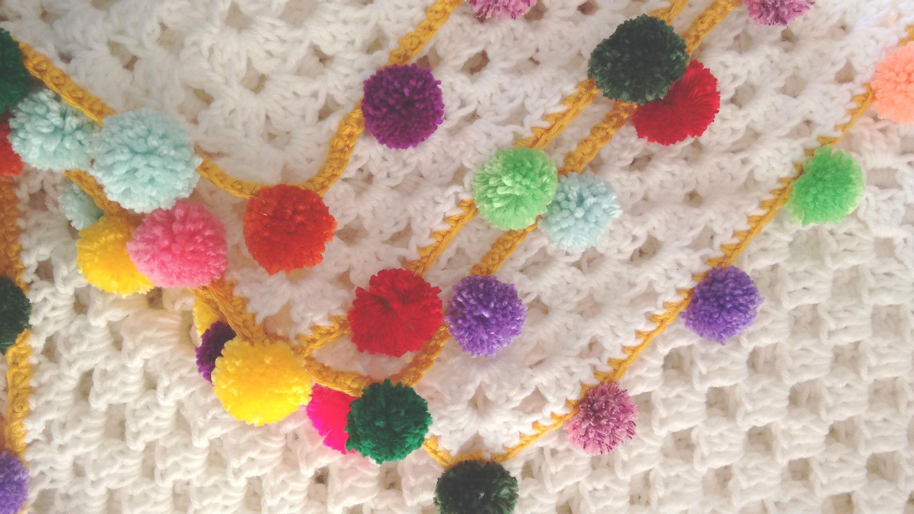 Clover Small Pom-Pom Maker (1-3/8'' x 1-5/8''), 2/pkg customer photo 2