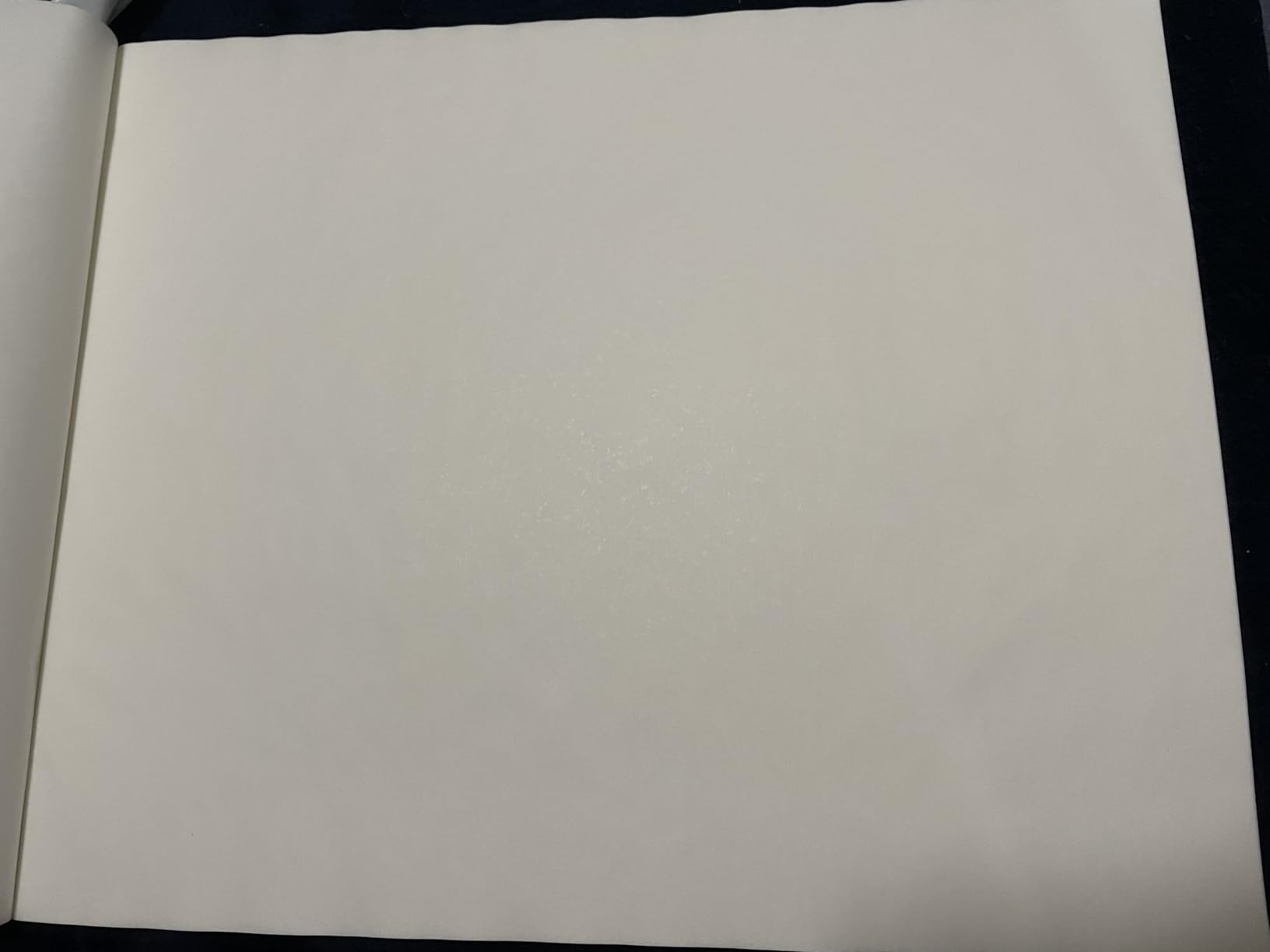 Strathmore 300 Series Tape Bound Tracing Pad, 9 X 12 inches, 25 lb., Transparent, 50 Sheets (370-9) customer photo 1