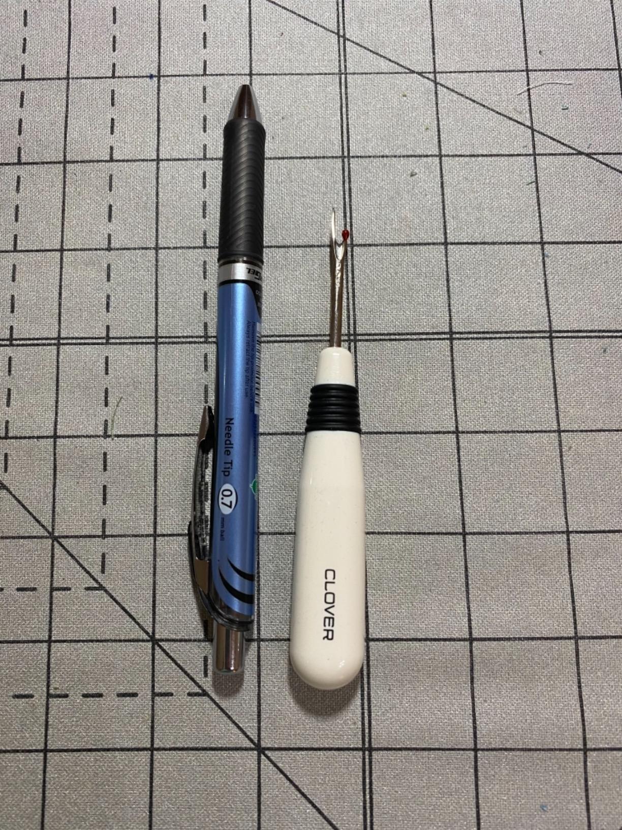 Clover White Ergonomic Seam Ripper customer photo 2