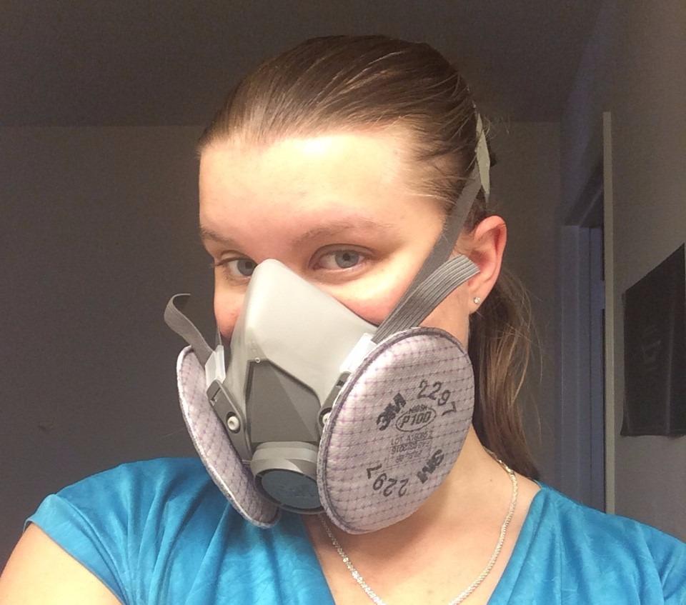 3M Half Facepiece Reusable Respirator 6200, NIOSH, Four-Point Harness, Comfortable Fit, Dual Airline Supplied Air Compatible, Bayonet Connections, Painting, Sanding, Cleaning, Medium customer photo 1