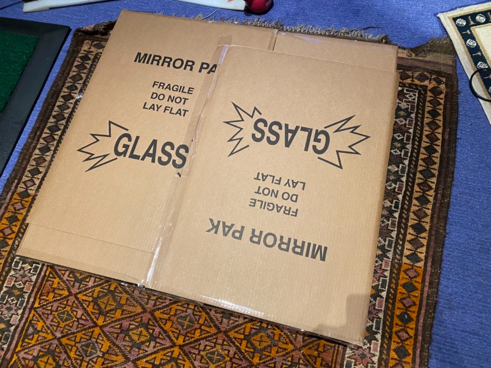 UBOXES 5 Mirror and Picture Boxes for pictures up to 30x40 customer photo 1