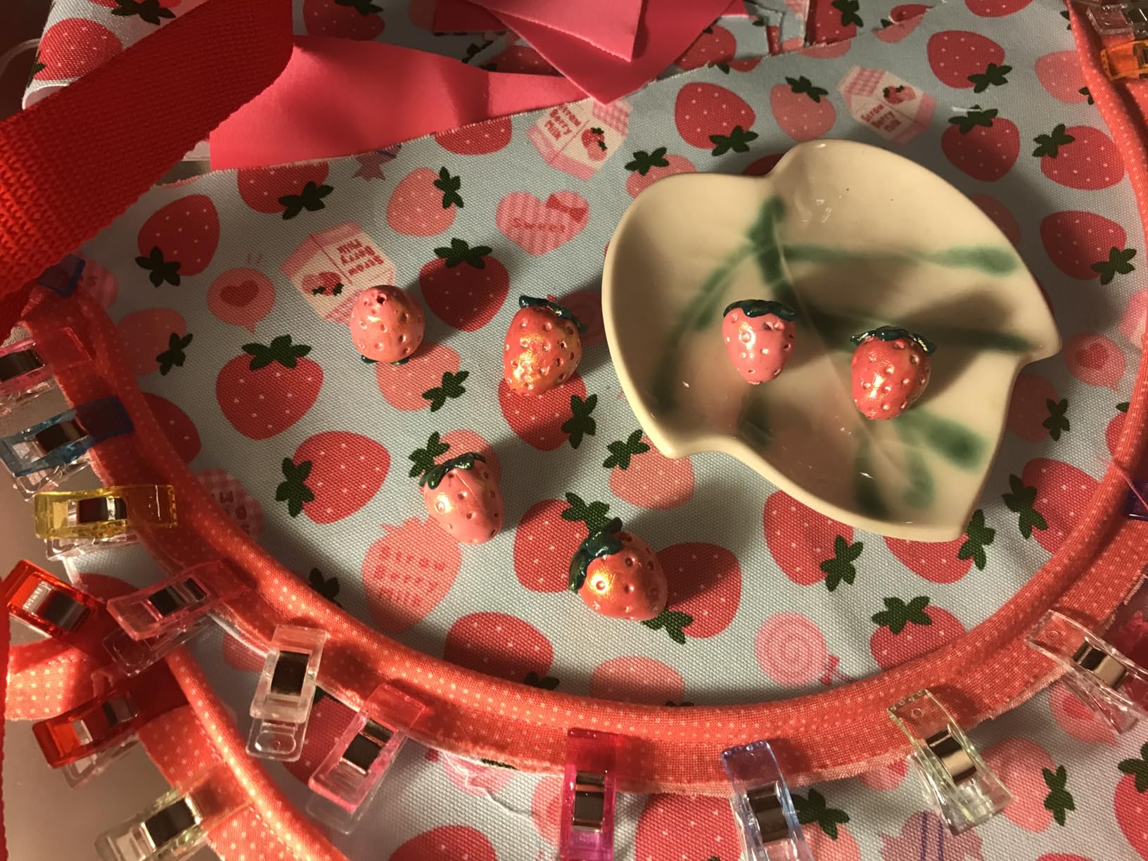 Sculpey Premo 24 Color Sampler of Polymer Oven-Bake Clay, Non Toxic 1.5 lbs., Great for Jewelry Making, Holiday, DIY, Mixed Media and More. Premium Clay Great for clayers and Artists. customer photo 1