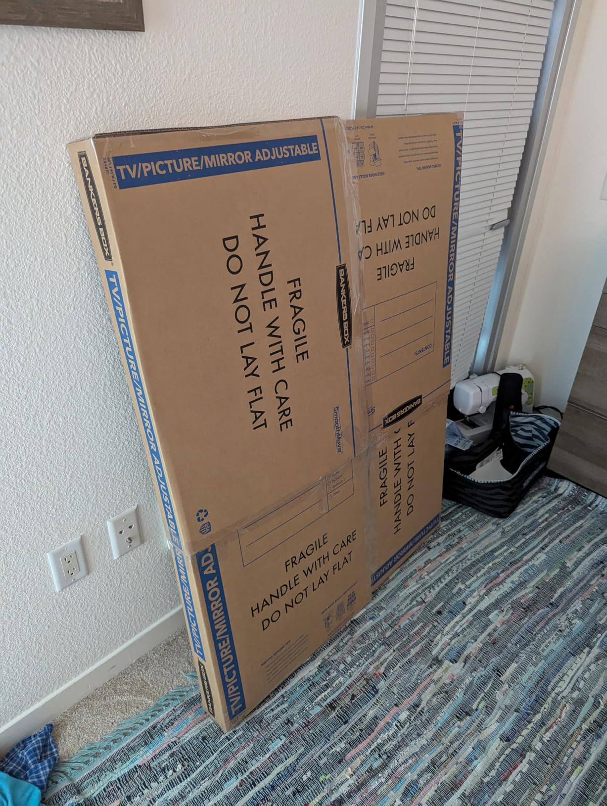 Bankers Box Medium Picture/Mirror Box 4-Pack (37x4x27) - Moving Box for Artwork customer photo 1