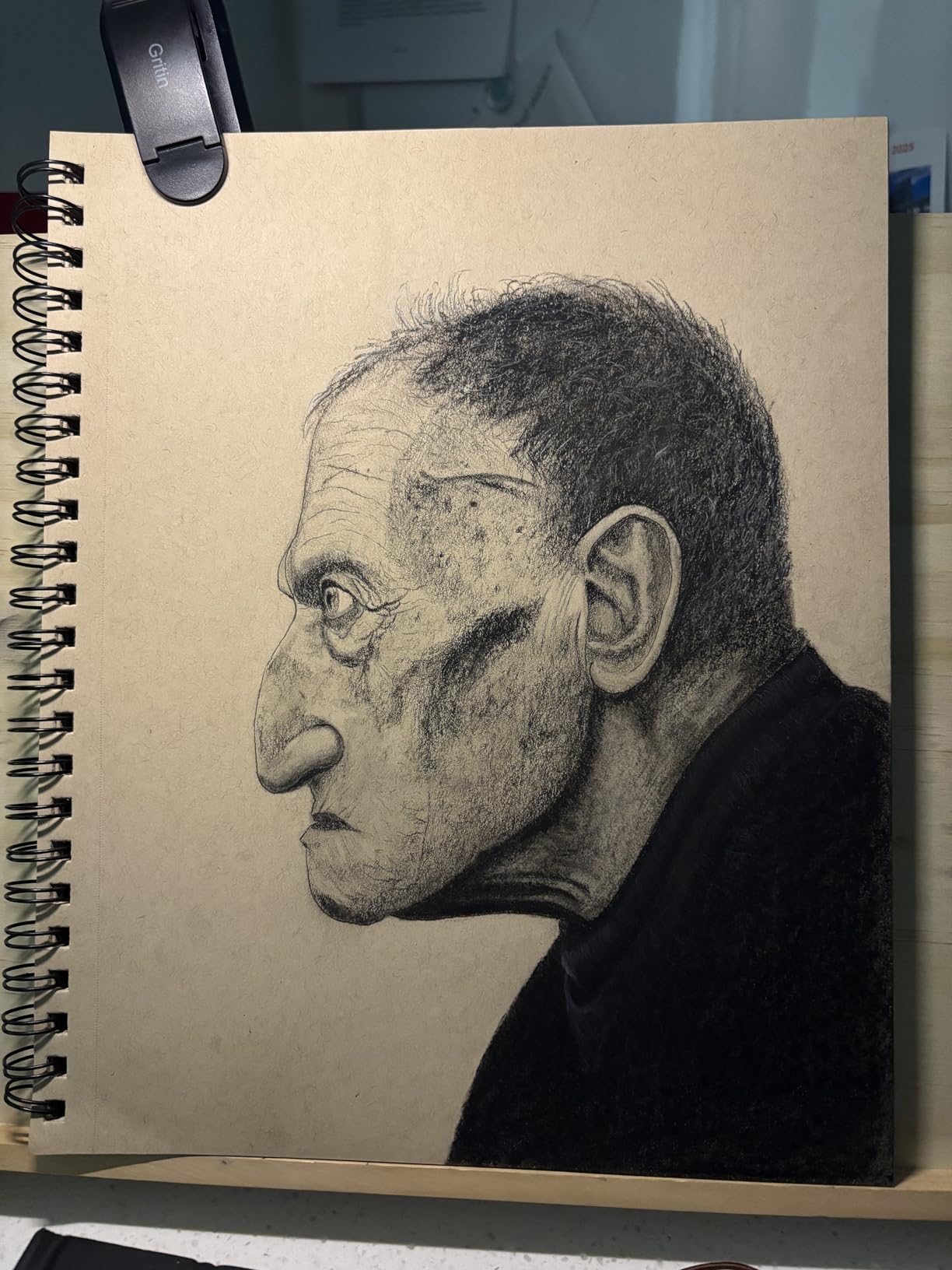 Strathmore 400 Series Wire Bound Toned Sketch Pad, 80 lb. Paper, 9 X 12 inches, Tan, 50 Sheets (412-9) customer photo 1
