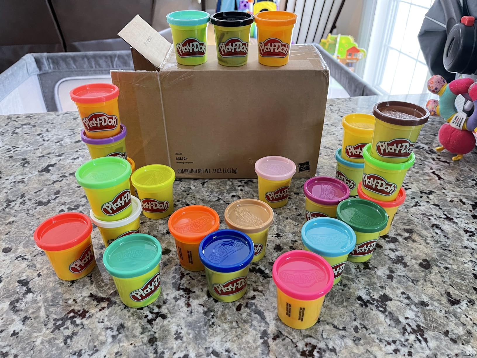 Play-Doh Modeling Compound 24-Pack Case of Colors, Non-Toxic, 3 Oz Cans of Assort. Colors, Back to School Classroom Supplies, Preschool Toys, Ages 2+ (Amazon Exclusive) customer photo 1