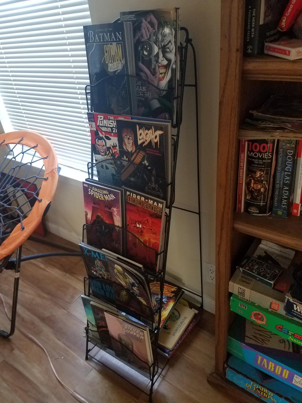 Safco Onyx Mesh Magazine Holder, Ladder Style Display Rack with 5 Pockets, Brochure Organizer, Commercial-Grade Steel Construction, Black customer photo 1