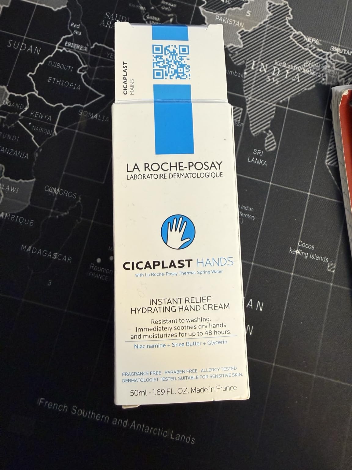 La Roche-Posay Cicaplast Hand Cream, Instant Relief Moisturizing Hand Lotion for Dry Hands, Non Greasy, Fragrance Free customer photo 2