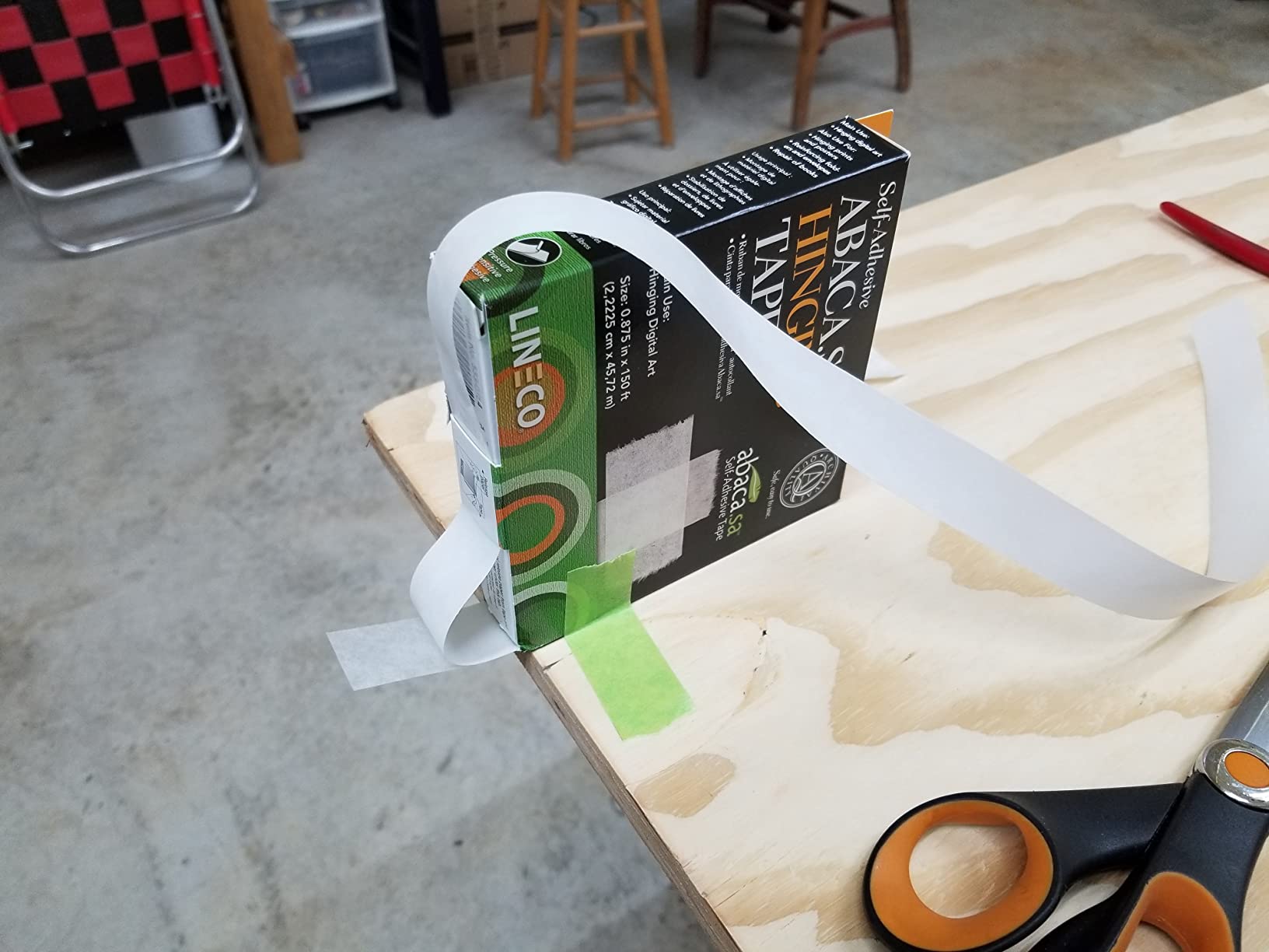 Lineco Archival Self-Adhesive Abaca Paper Hinging Tape. for Attaching Mats to Backboard, Hinge Artwork. Non-Yellowing, Strong, Acid-Free, Neutral pH Acrylic Adhesive,0.875