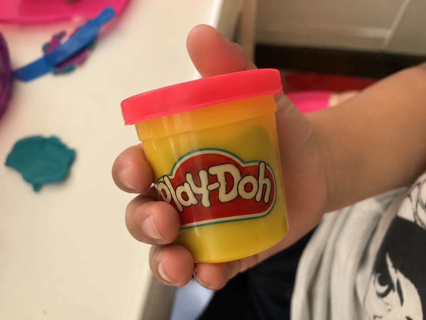 Play-Doh Modeling Compound 10-Pack Case of Assorted Colors, Non-Toxic 2 oz. Cans, Back to School Gifts, Prizes, & Party Favors, Preschool Toys for Kids, Ages 2+ (Amazon Exclusive) customer photo 1