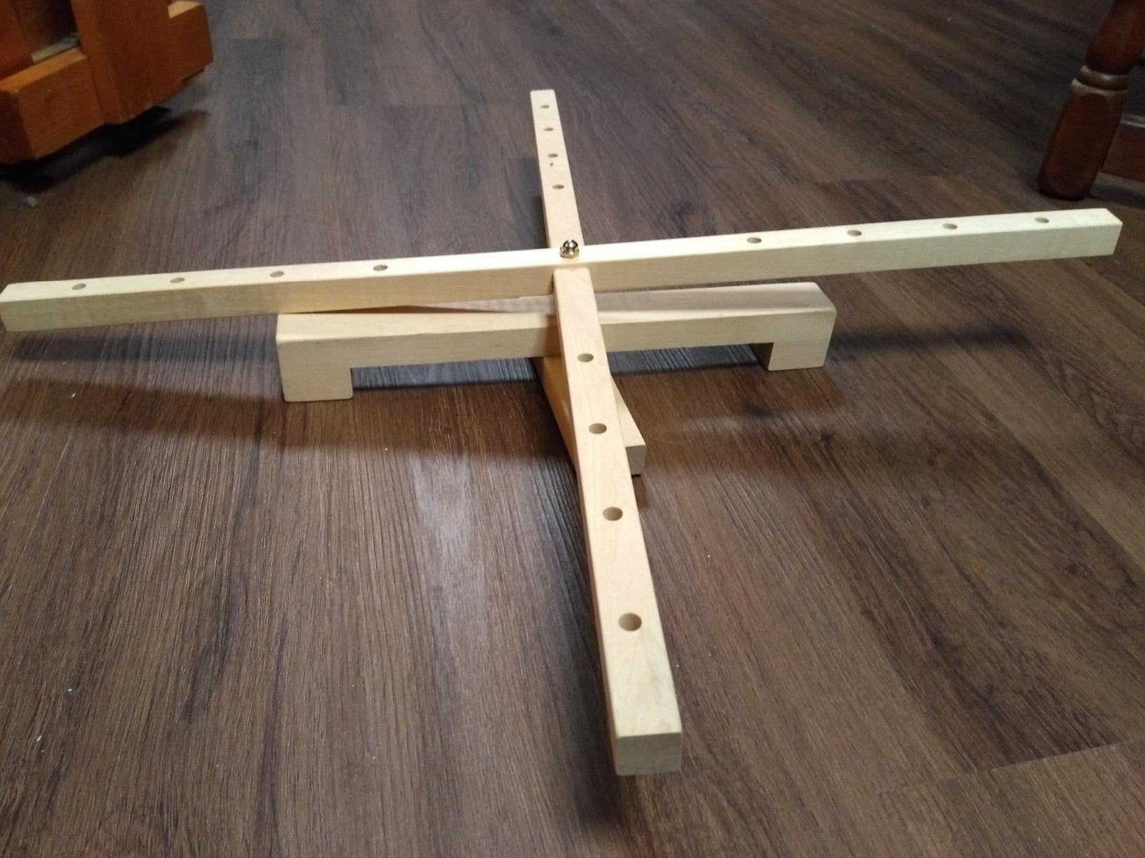 JubileeYarn Amish Style Bamboo Yarn Winder Swift - 1 Swift customer photo 2