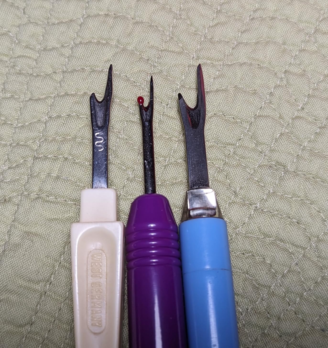 Dritz 665 Seam-Fix Seam Ripper, Large customer photo 1