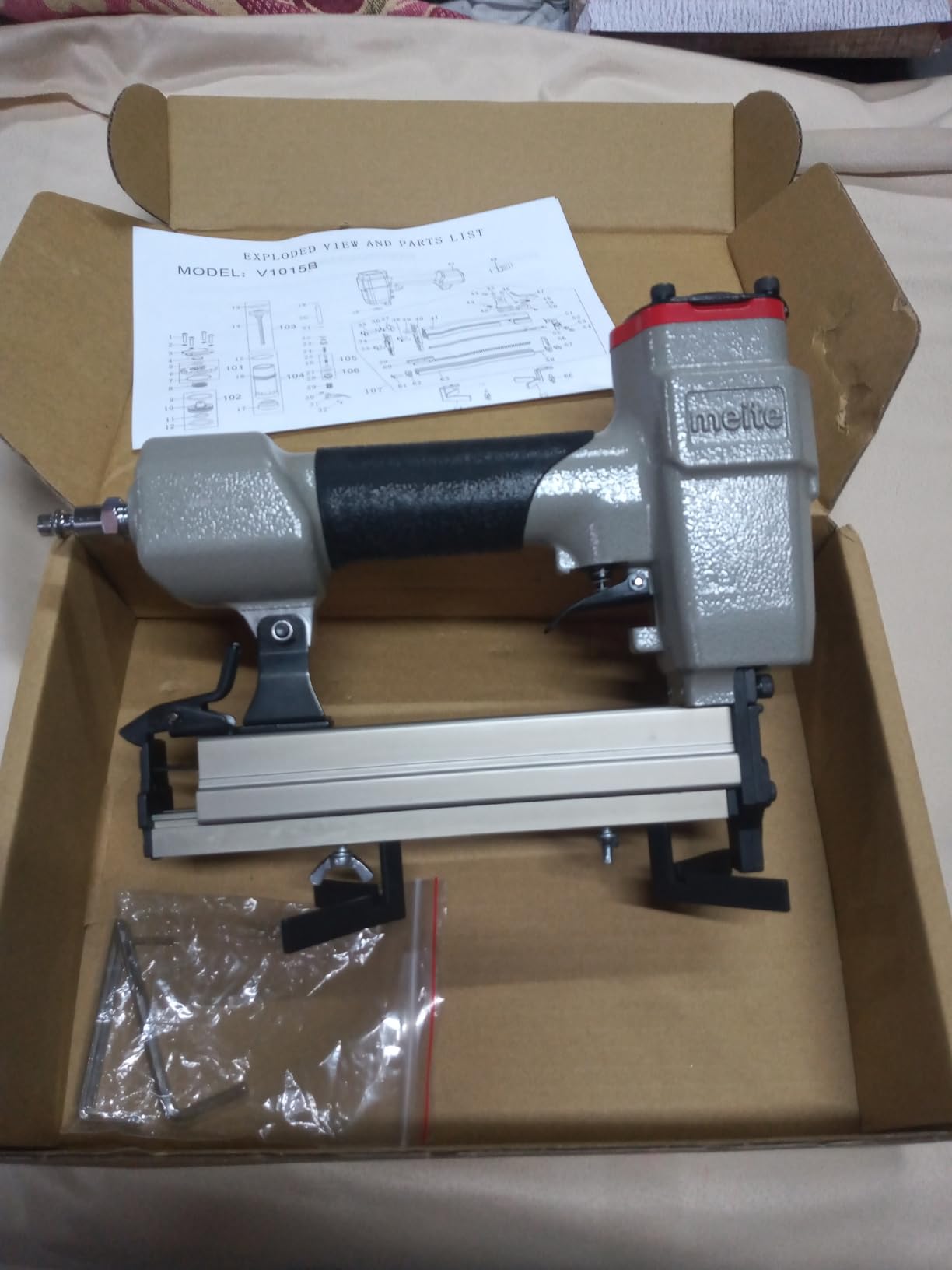 meite V-Nailer Series V1015B Picture Frame Joiner or Picture Frame Nailer (Size 9/32-Inch to 19/32-Inch) customer photo 2