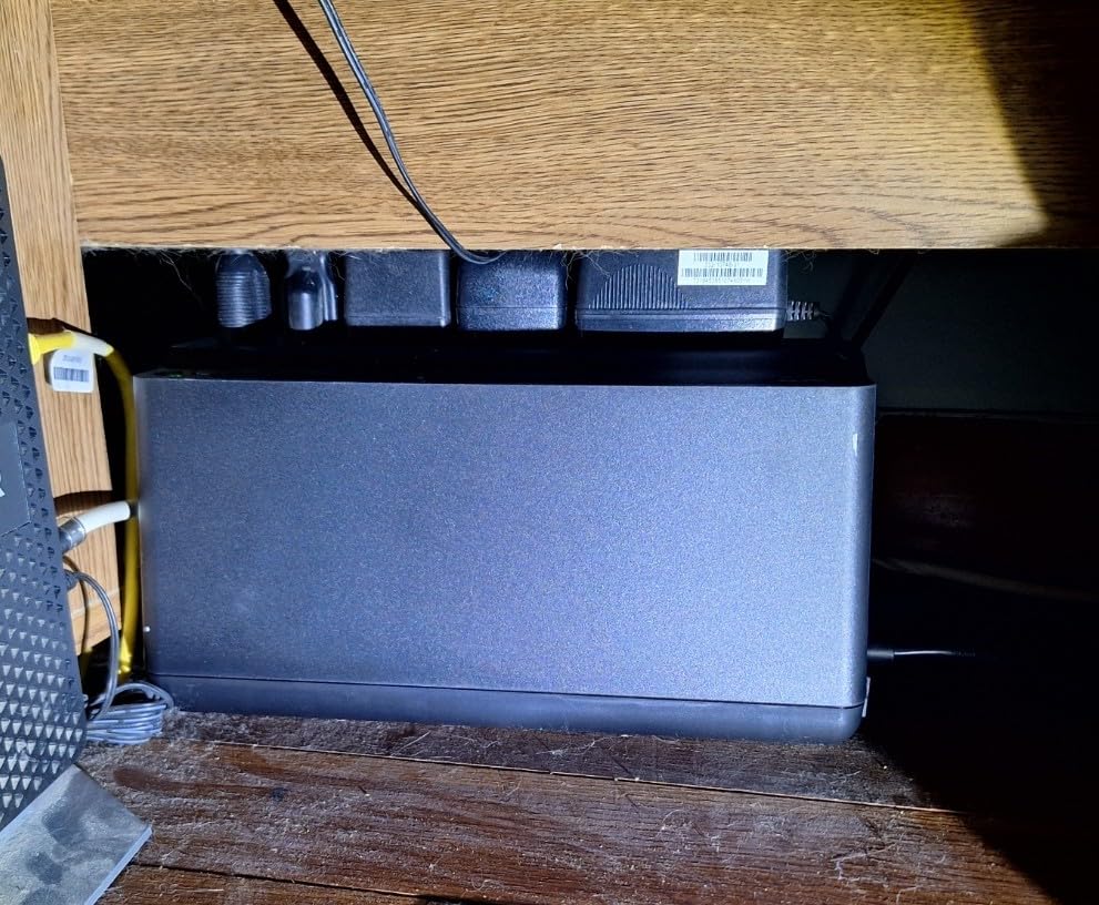 APC BE600M1 UPS Battery Backup and Surge Protector, 600VA/330W, 7 Outlets, USB Charging Port customer photo 1