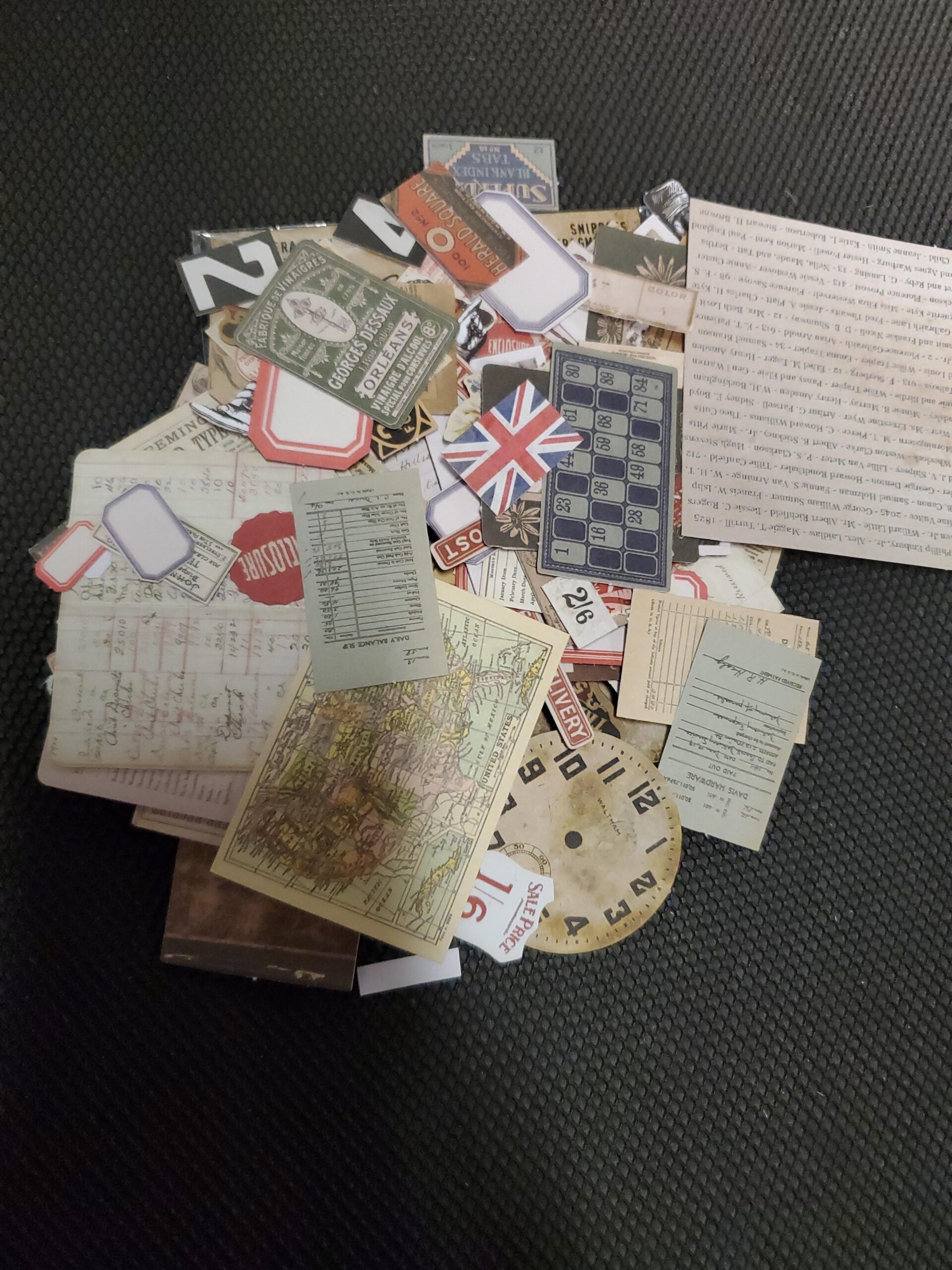 Ephemera Pack - Snippets by Tim Holtz Idea-ology, Various Sizes, 111 Pieces (TH93564) customer photo 2