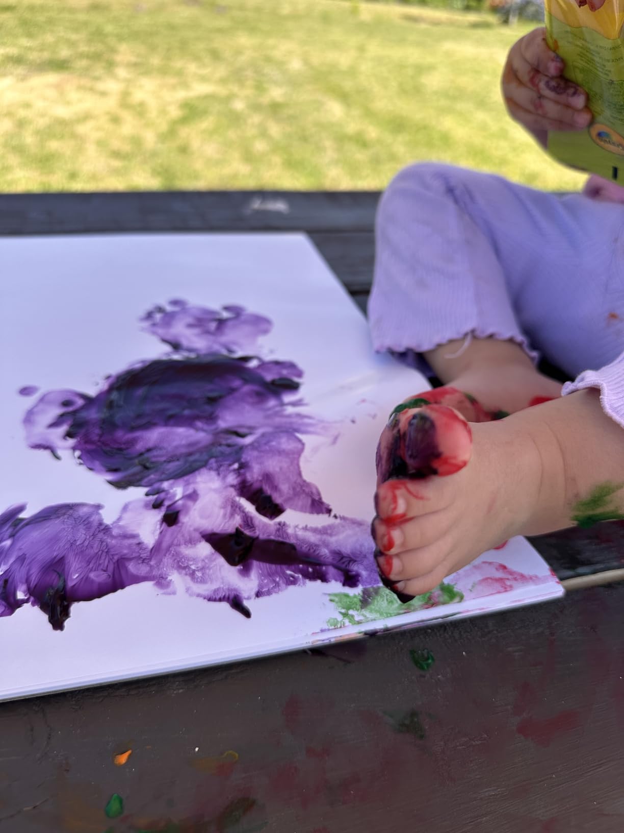 Crayola Washable Finger Paints (6 Pack), Toddler Arts & Crafts Supplies, Gifts for Kids, Ages 1, 2, 3 customer photo 1