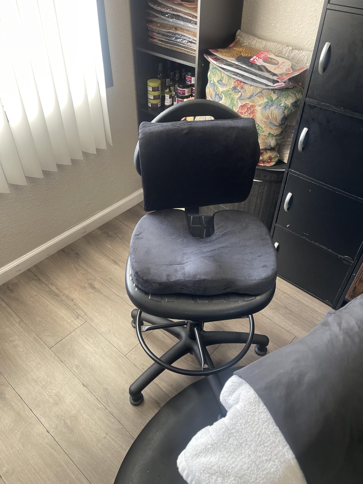QUTOOL Seat Cushion and Lumbar Support Set for Office Chair - Supports Lower Back & Hips for Long Sitting Comfort, Ergonomic Memory Foam, Washable Cover customer photo 1