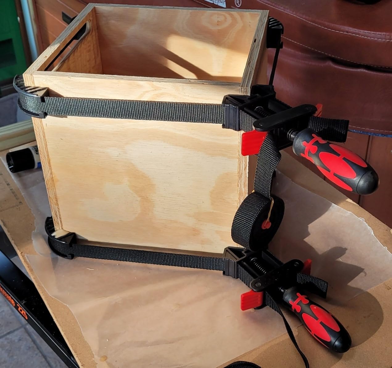 POWERTEC Strap Clamps for Woodworking - Quick Release Band Clamps with Ergonomic Handle, Adjustable Picture Frame Clamp, 13 ft (71101) customer photo 1